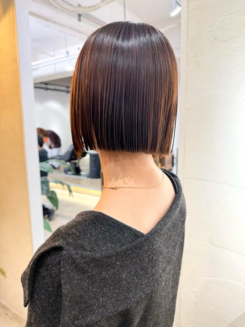 ミディアム 切りっぱなしボブ ボブ カット 縮毛矯正 須藤　優真 切りっぱなしボブのヘアスタイル