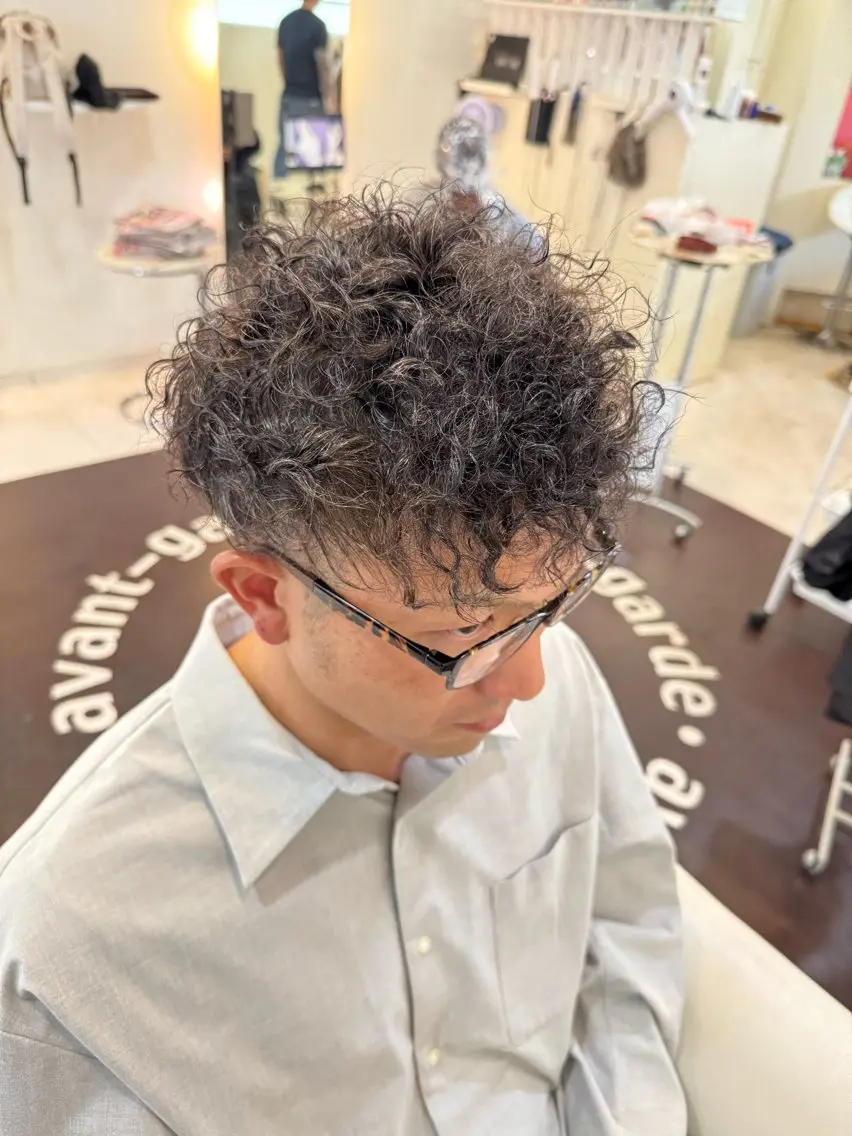ショート パーマ メンズ メンズパーマ くせ毛 カット パーマ トリートメント 長屋 裕也のヘアスタイル