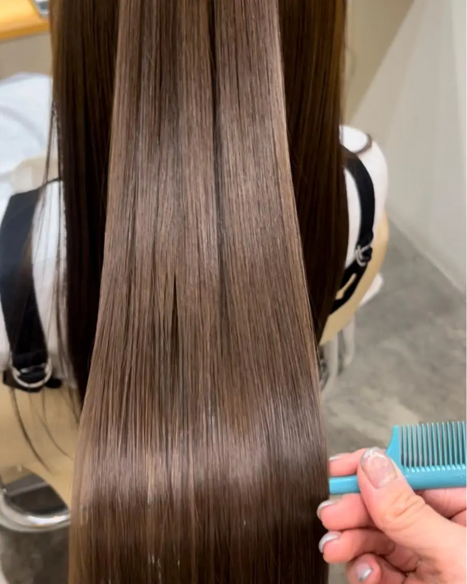 🩶5月限定🩶カット+ケアカラー+髪質改善トリートメント💫の写真