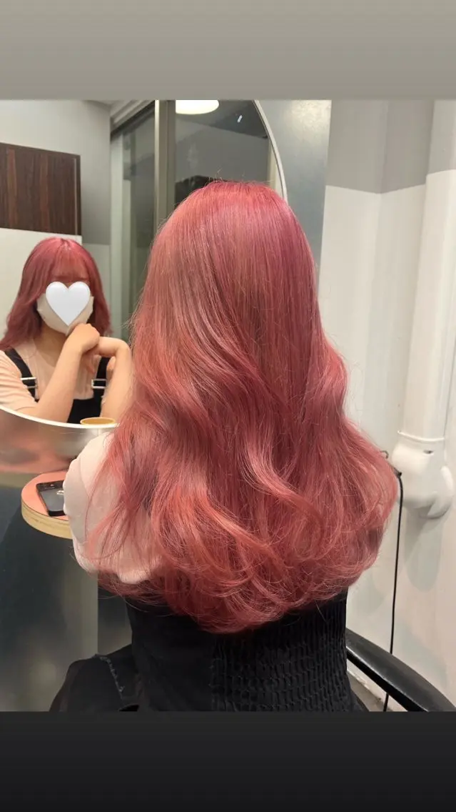 ロング カラー ピンクカラー ayaka♡ 柔らかカラーのヘアスタイル