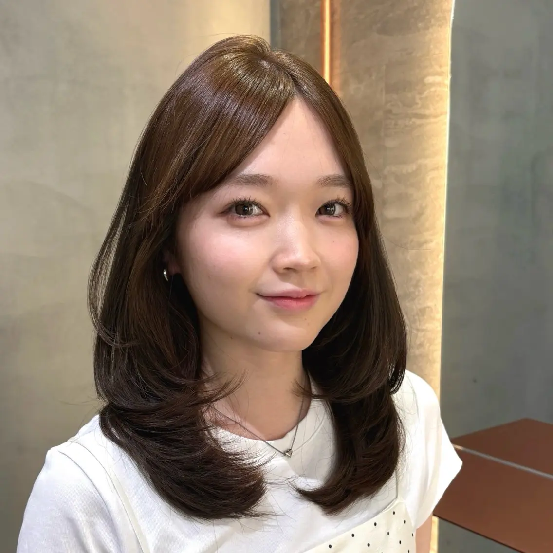 ミディアム ミディアムレイヤー くびれヘア 顔まわりレイヤー 髪質改善 レイヤーカット カット ヘアカラー トリートメント 顔周りレイヤーカット /髪質改善/ゆう🤍のヘアスタイル