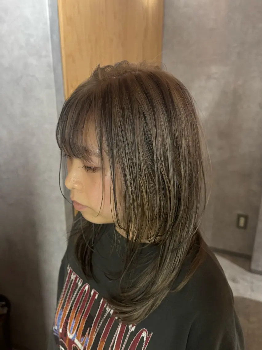 カラー 大西 翔のヘアスタイル