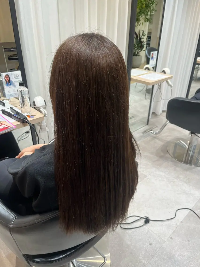 ロング カラー グレージュ ヘアカラー トリートメント 竹内 日向のヘアスタイル