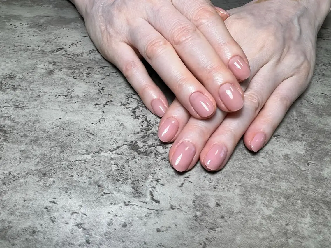 ネイル ワンカラーネイル シンプルネイル Nails Prost!のネイルデザイン