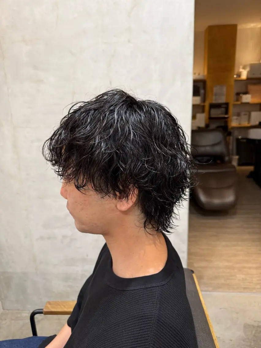 ミディアム パーマ メンズ ミディアムパーマ メンズパーマ ツイストスパイラルパーマ 波巻きパーマ スパイラルパーマ 🔥KOSEI🔥 波巻き/ツイスパのヘアスタイル