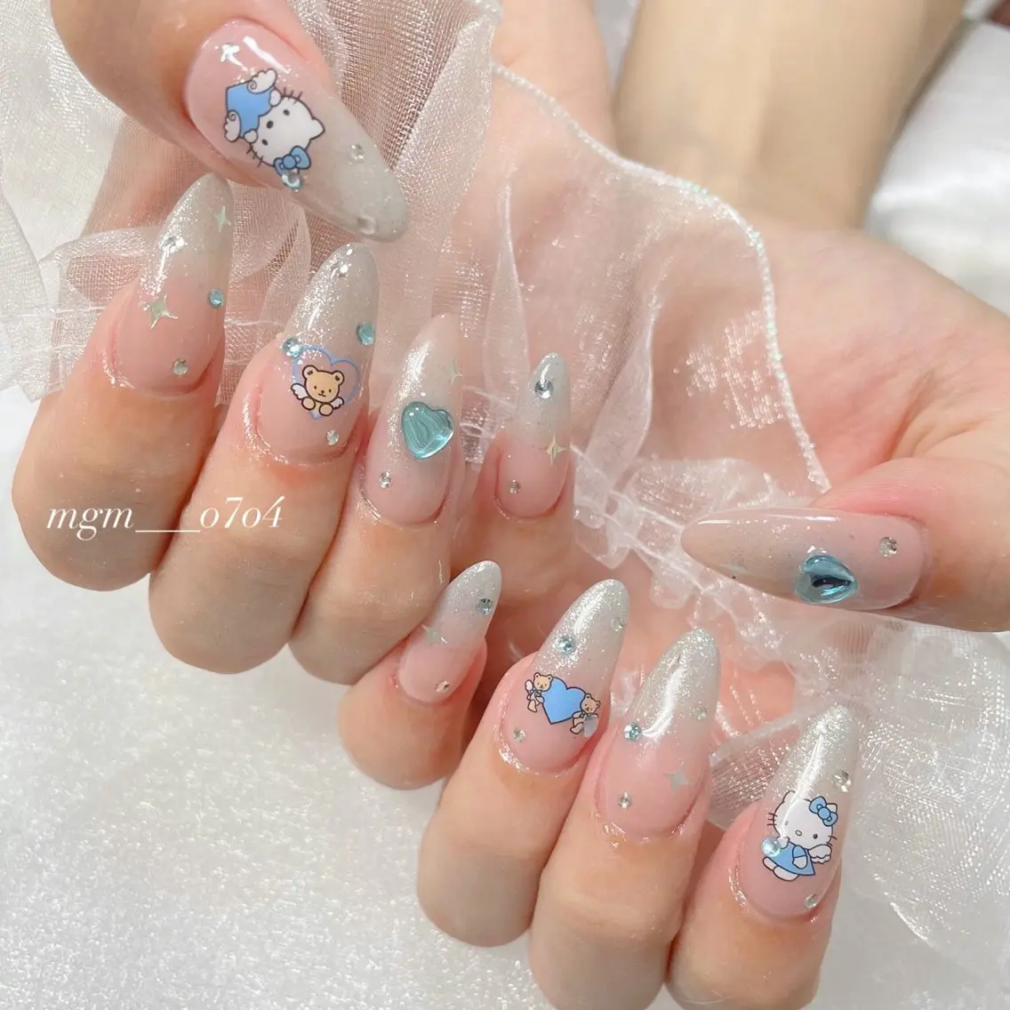 ネイル ハンドネイル ハンドケア MoON...❤︎ MeGuのネイルデザイン