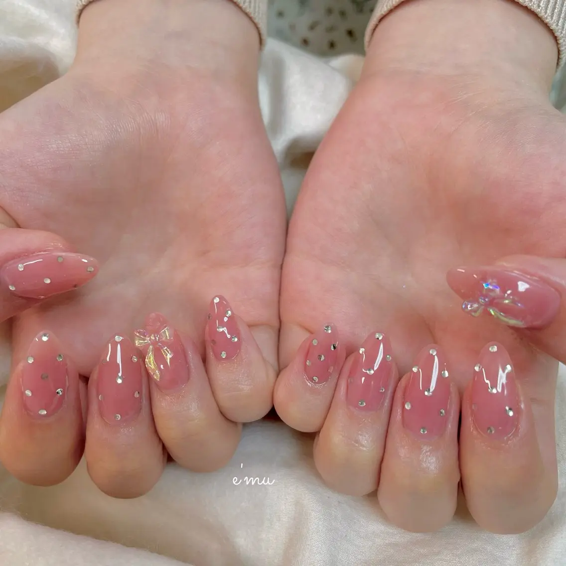 ネイル ガーリー ハンドネイル nail salon e'mu💐のネイルデザイン