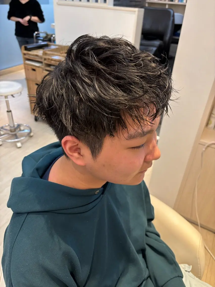 メンズ カット lachiq R+ カイトのヘアスタイル