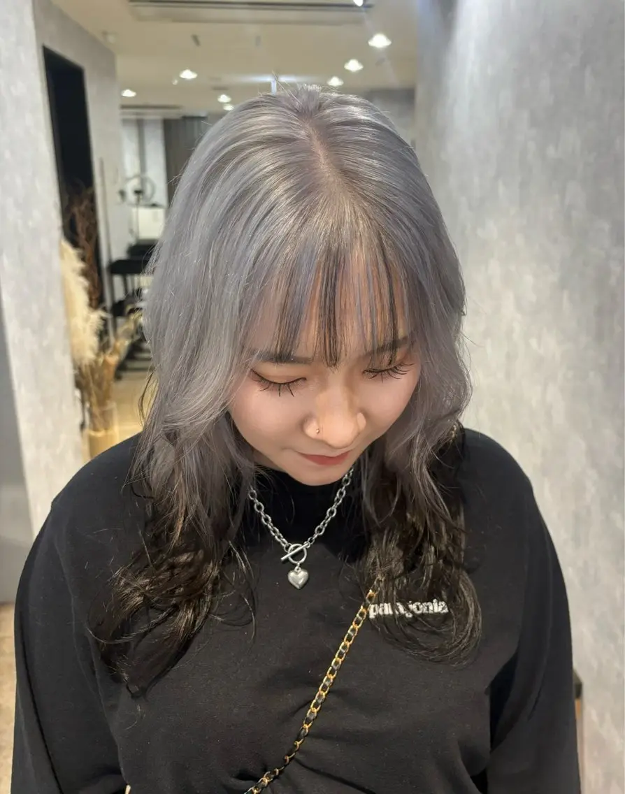 ミディアム カラー カット ヘアカラー トリートメント 🌐NATSUMI 🌐【寒色カラー】のヘアスタイル