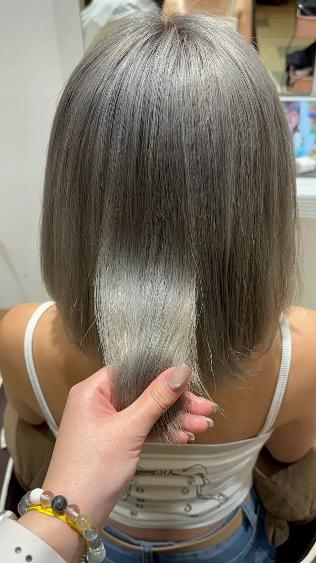 カラー 淡色┊︎ナチュラル 🧁奈那美🧁*.゜のヘアスタイル