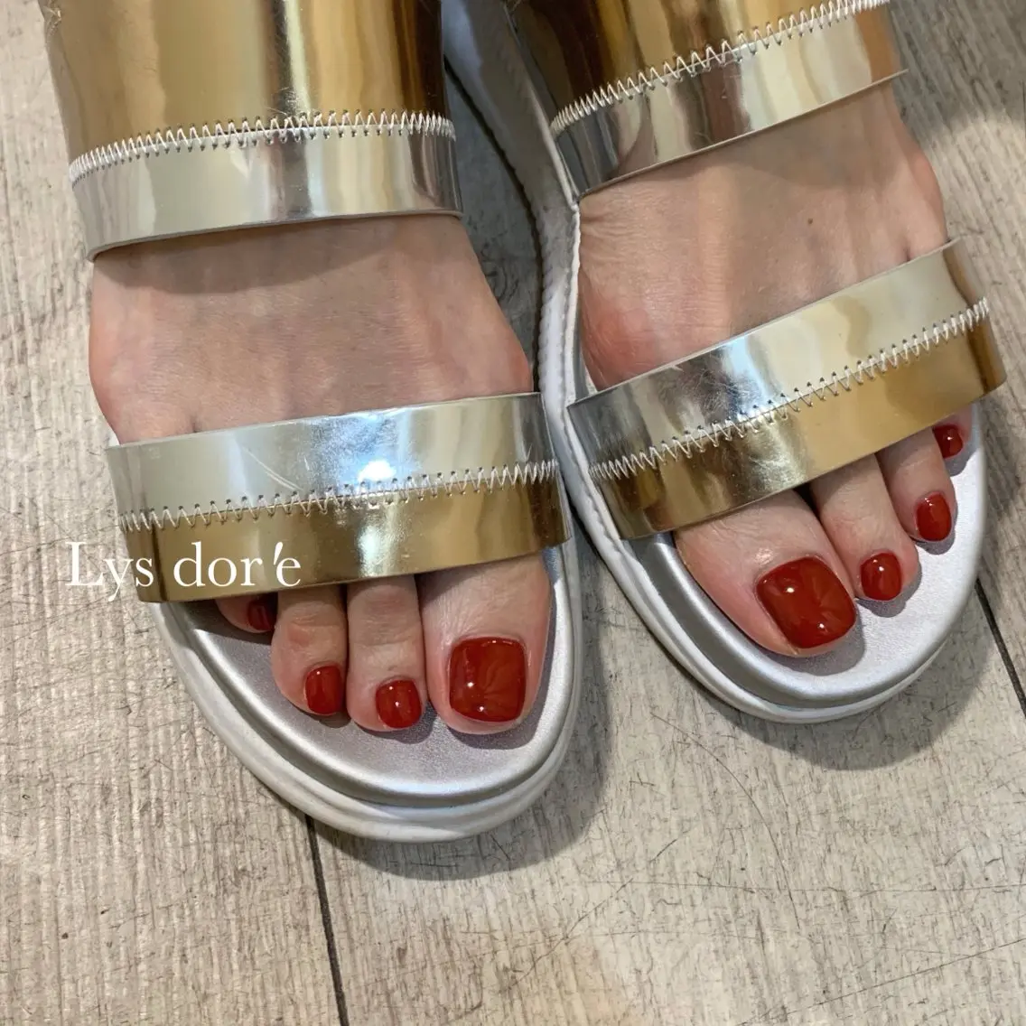 ご新規★【極上の血色感】贅沢なオーダーメイドfootワンカラーネイル他店オフ込み・ウォーターケア付きの写真
