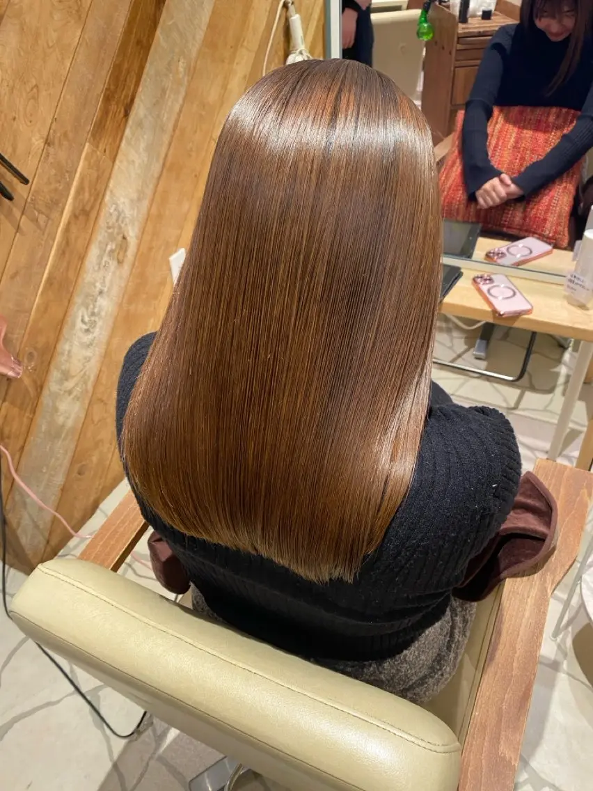 ロング レイヤーカット✨ 艶髪藤野のヘアスタイル