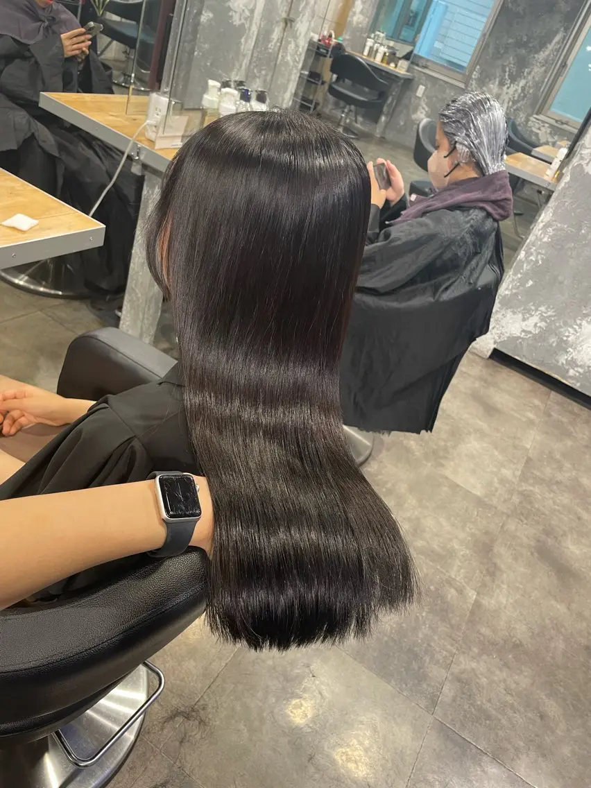 ミディアム カラー カット ヘアカラー トリートメント ヘッドスパ ヘアセット ベージュカラー💖 やすひろのヘアスタイル
