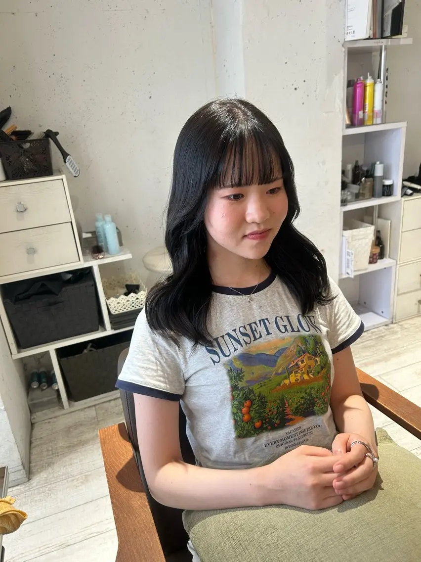 セミロング くびれヘア 韓国風ヘア くびれレイヤー レイヤーカット カット 韓国風／ハイトーン 砂原洋介のヘアスタイル