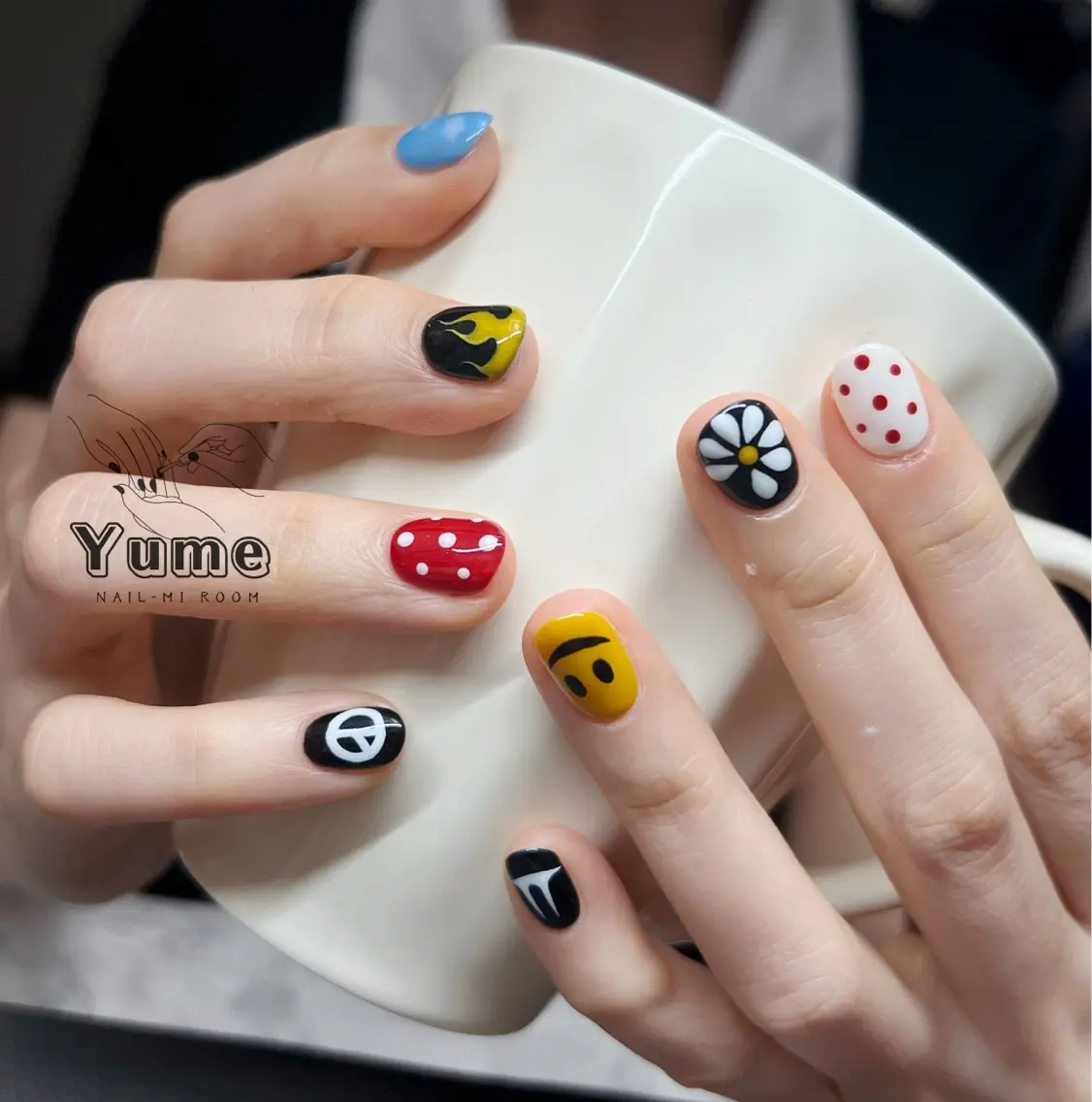 ミディアム YUME Nail Beautyのネイルデザイン