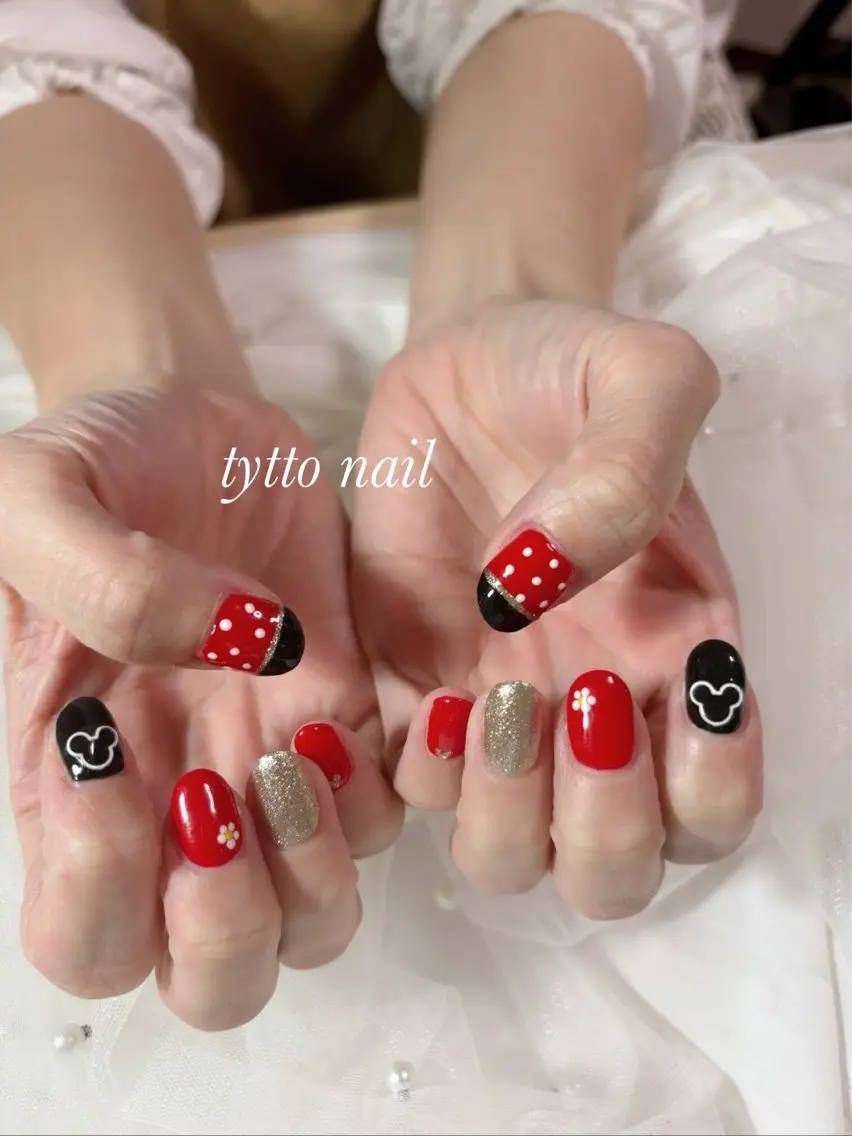 ネイル フラワーネイル ガーリー キラキラネイル 韓国ネイル ワンカラーネイル tytto nail ❤︎‪‪eri‪‪のネイルデザイン