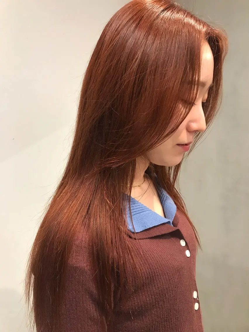 カラー ヘアカラー hina KEEDAのヘアスタイル