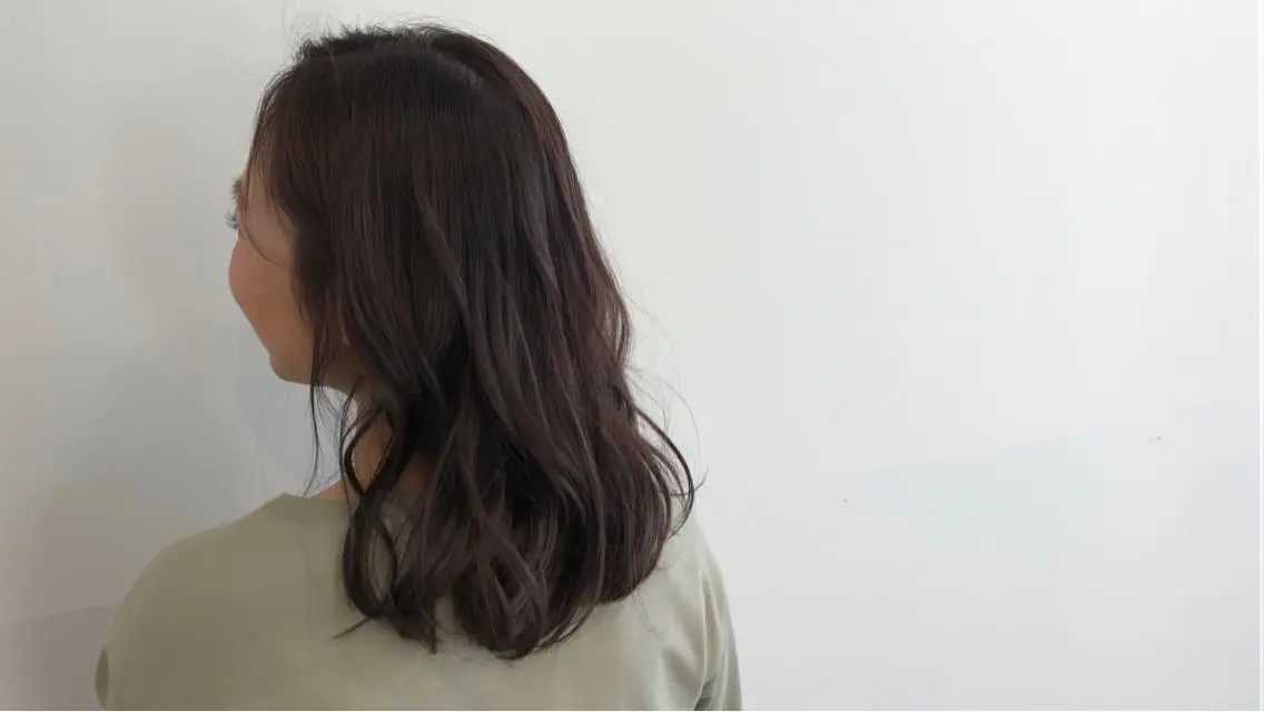 カラー すぎやま たくみのヘアスタイル