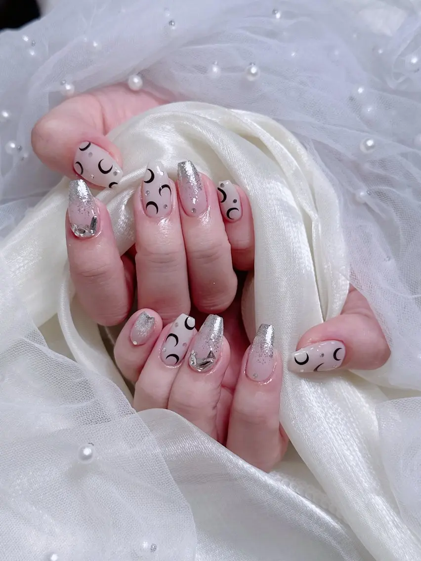 ネイル ハンドネイル ハンドケア 🎀も ものネイルデザイン