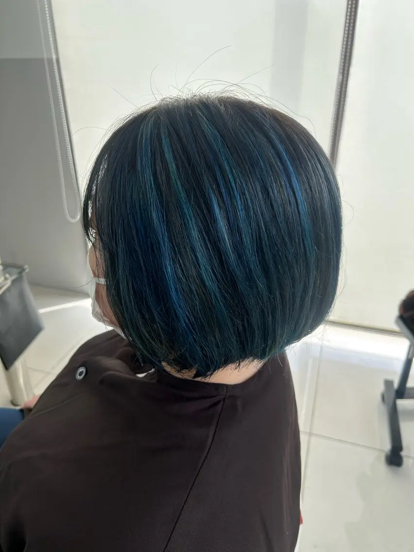 カラー 海外カラー白髪ぼかし ティファニーサユリのヘアスタイル