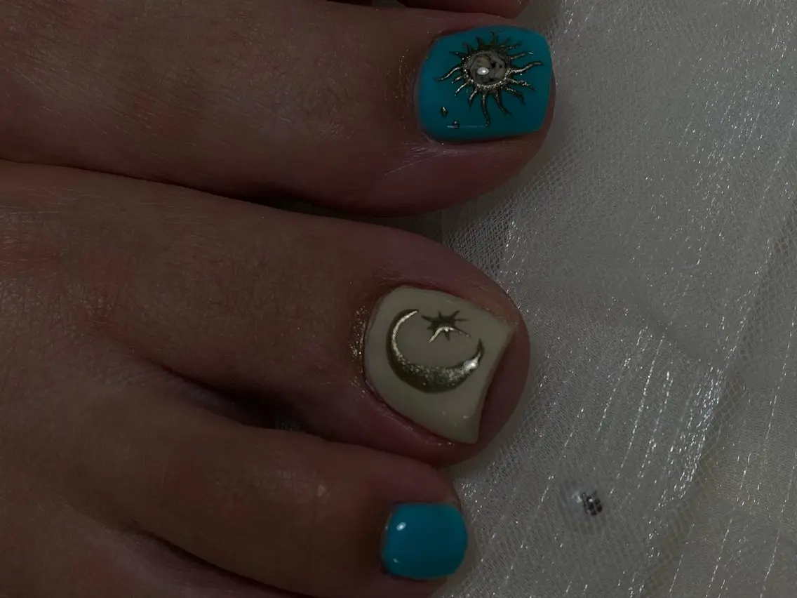ネイル フットネイル ALLY nail studioのネイルデザイン