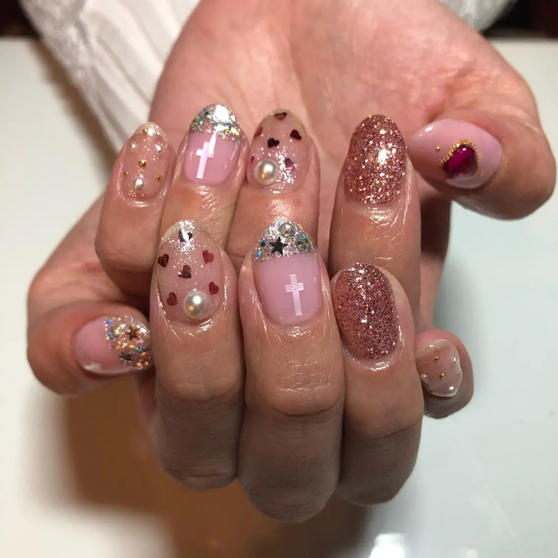ネイル ストーンネイル 米田 律子のネイルデザイン
