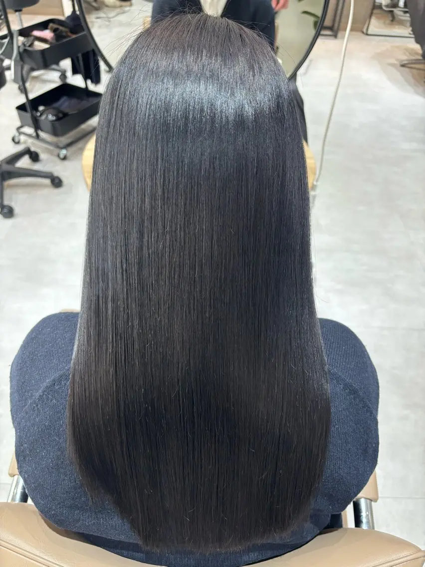 ロング カラー ブリーチ 透明感カラー ブリーチなしカラー 髪質改善 ヘアカラー トリートメント 京都駅/透明感カラー /髪質改善/岩崎拓郎のヘアスタイル