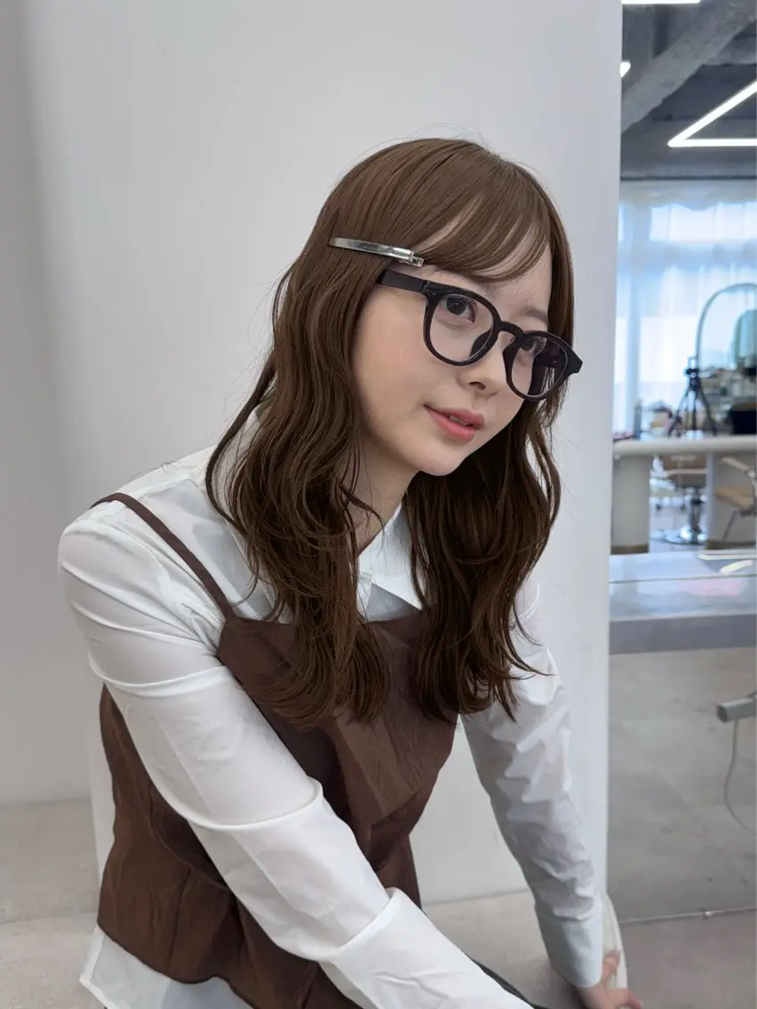 セミロング カット ヘアカラー トリートメント 透明感カラー🥣⌇ AO🩵໒꒱のヘアスタイル