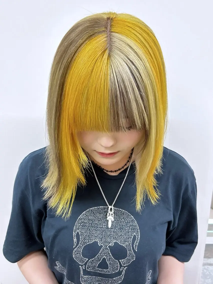 ミディアム カラー Ayame / ハイトーンカラーのヘアスタイル