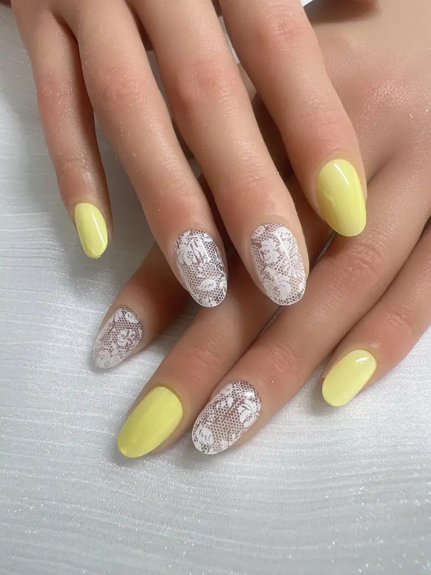ネイル レース 春ネイル 黄色 ハンドネイル AJ nailのネイルデザイン