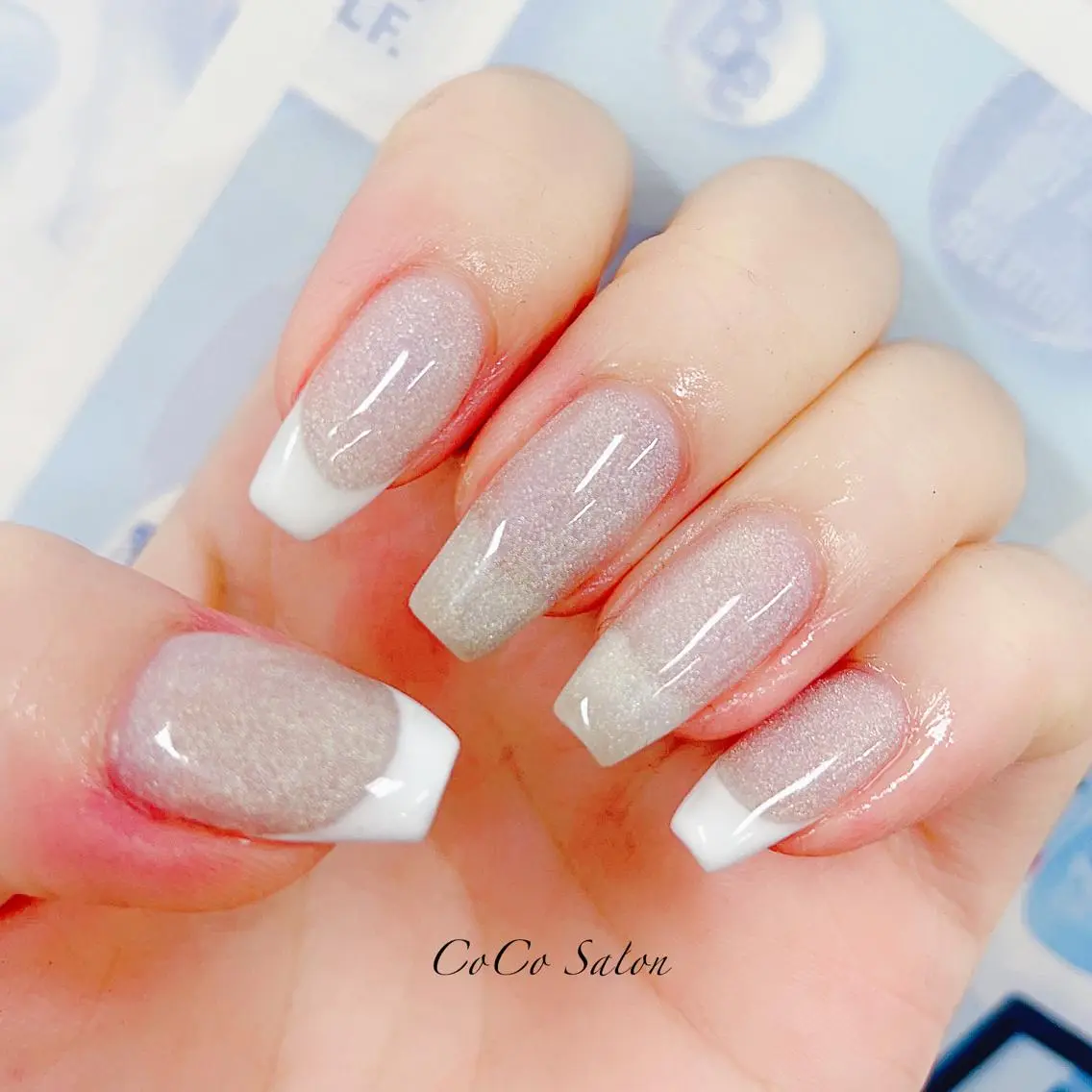ネイル 長さ出し フレンチネイル ジェルネイル キラキラネイル 韓国ネイル CoCoSalon ネイル/まつ毛予約のネイルデザイン