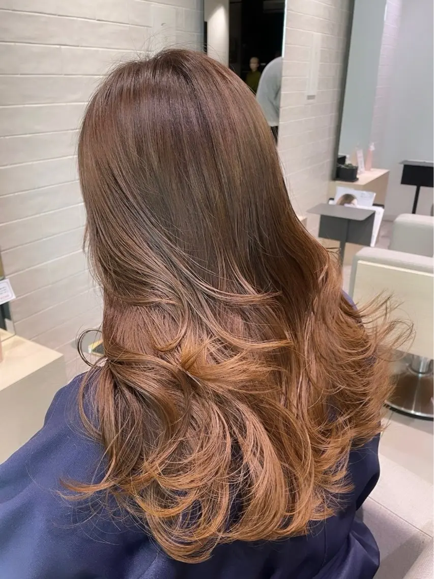 ロング カット 🍓レイヤーカット 大募集🍓佐々木のヘアスタイル