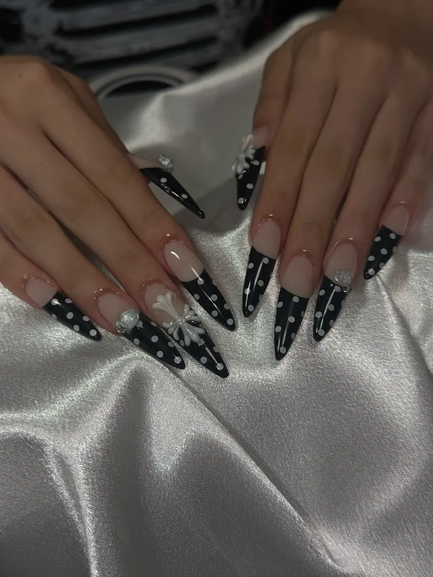 ネイル ハンドネイル N. Manamiのネイルデザイン