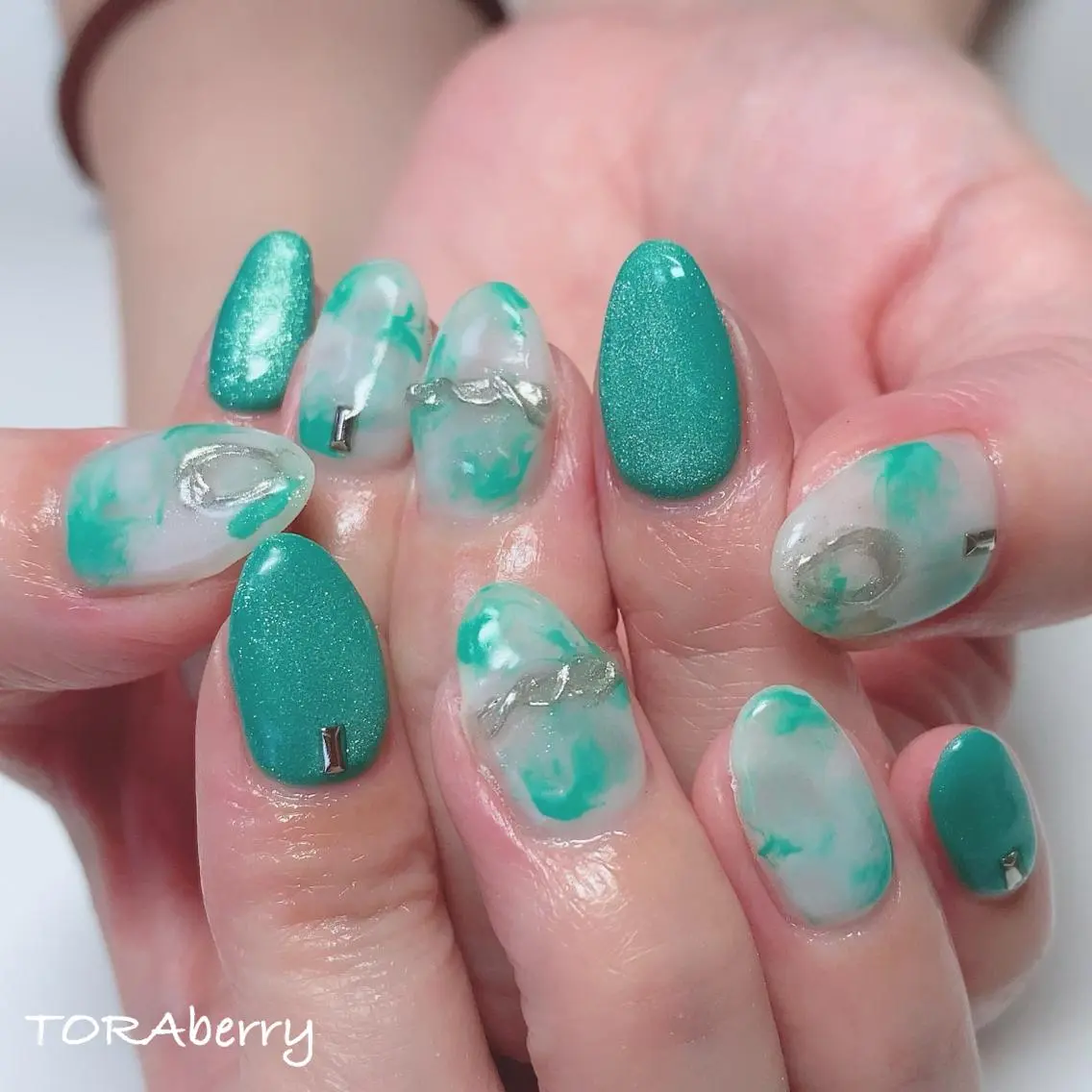 ネイル ハンドネイル ネイリスト なつみのネイルデザイン