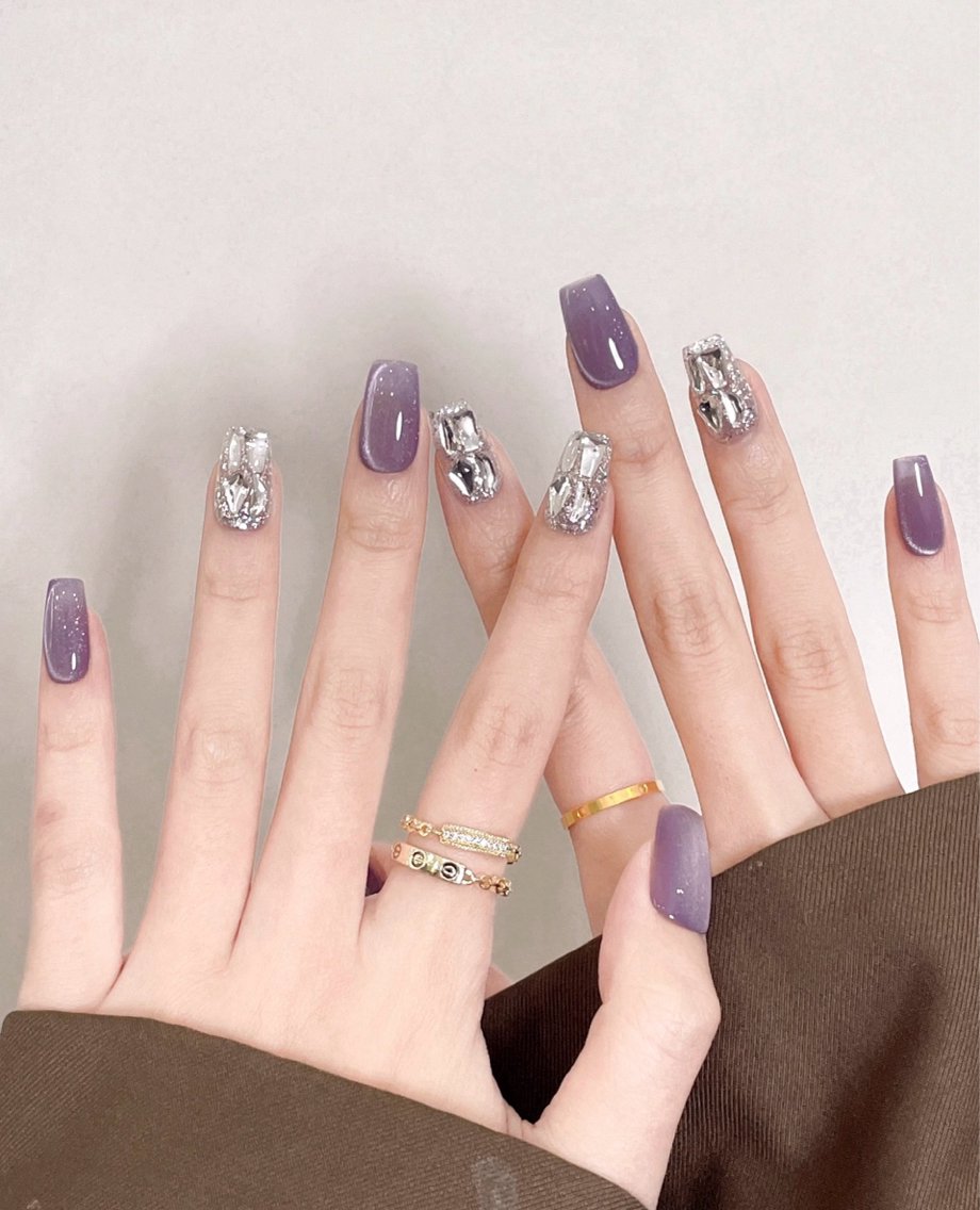ネイル フレンチネイル ラメ(グリッター) ラメグラデーション マグネットネイル 持ち込み Unicorn Nail原宿表参道のネイルデザイン