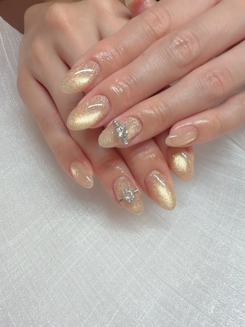 ネイル フラッシュネイル キラキラネイル マグネットネイル 冬ネイル teddybear nailsのネイルデザイン