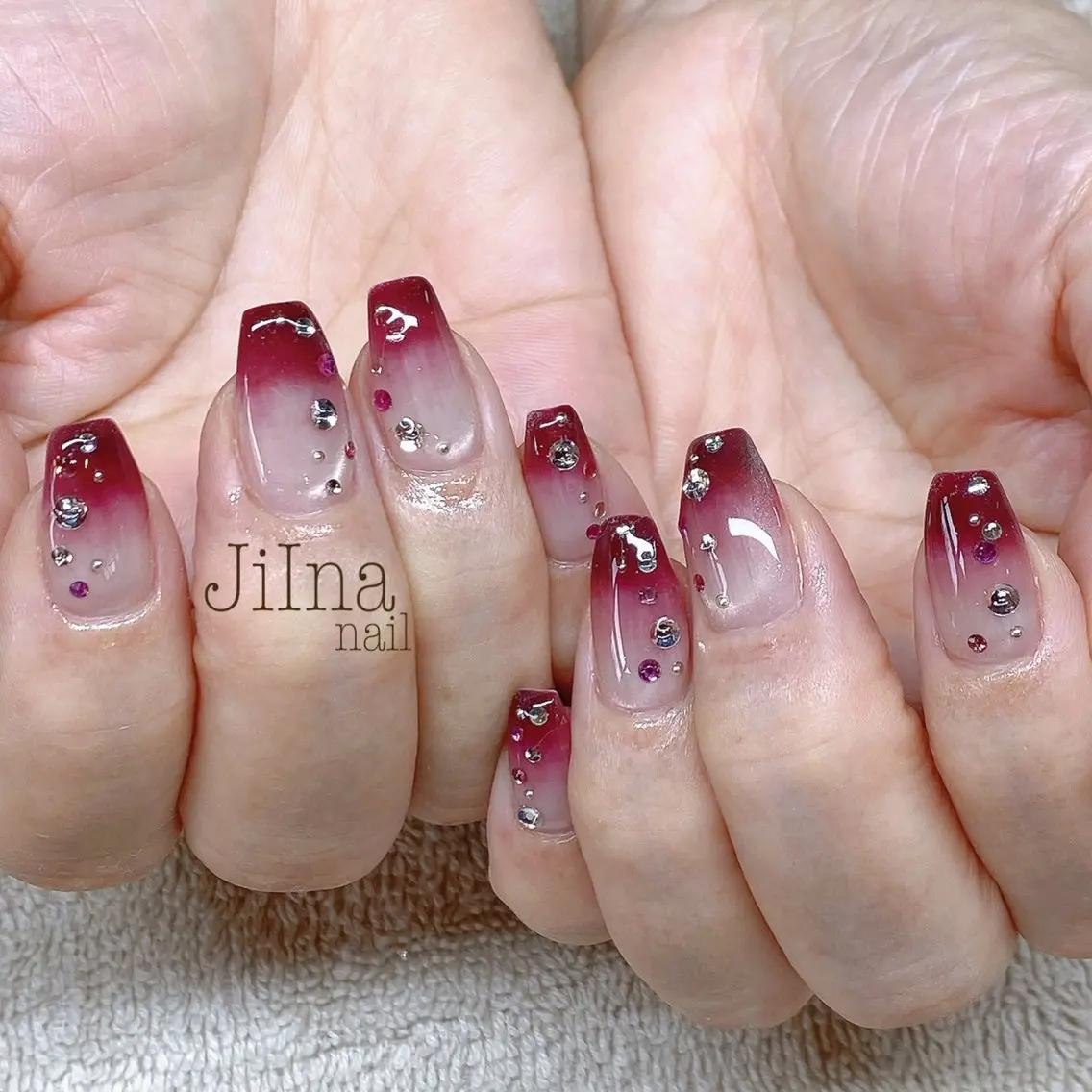 ネイル 持ち込み JiIna nailのネイルデザイン