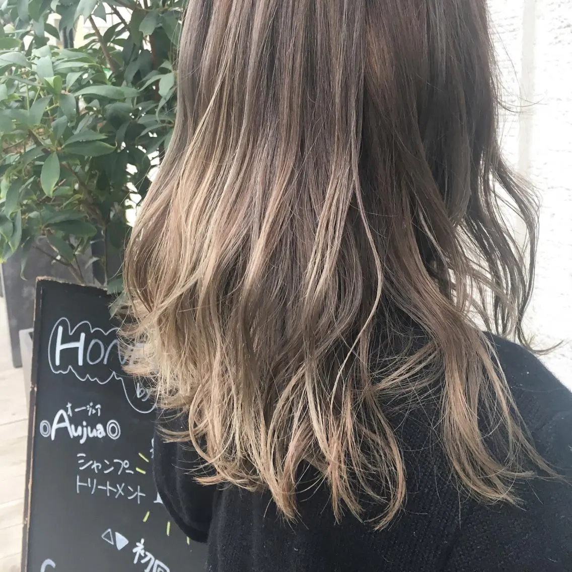 ロング カラー ハイライトカラー 外国人風カラー ハイライト ヘアカラー 相川 愛実のヘアスタイル