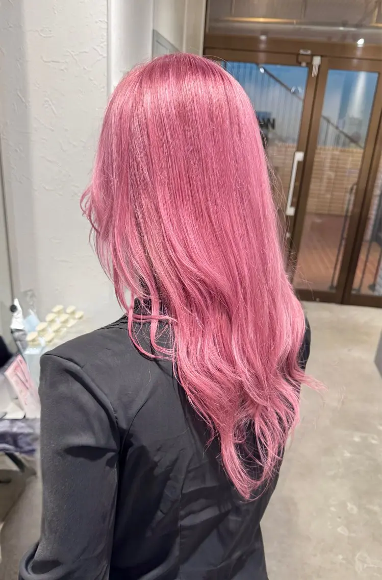 ロング カラー ヘアカラー ハイトーン/レイヤー /艶カラー🎀のヘアスタイル