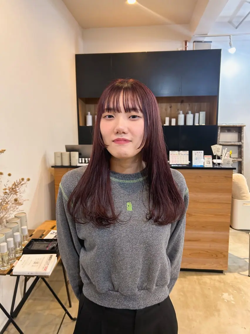 ロング カラー レッドカラー デザインカット ヘアカラー トリートメント plus HAIR いずみのヘアスタイル