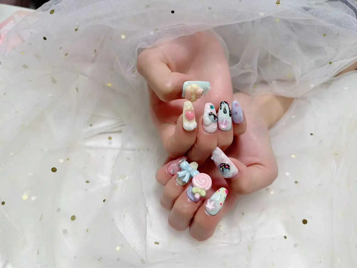ネイル ジョリ kasumi🌹💅のネイルデザイン