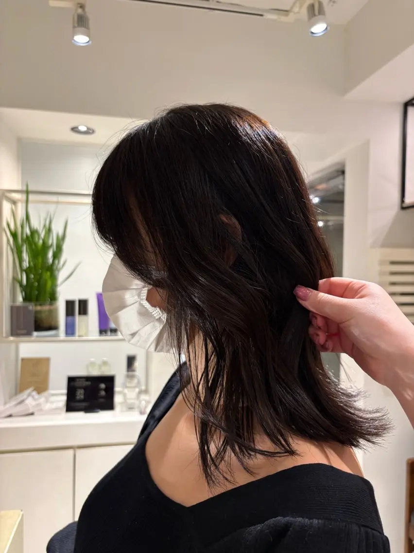 ミディアム カラー SHEA /縮毛矯正 イソダハルカのヘアスタイル