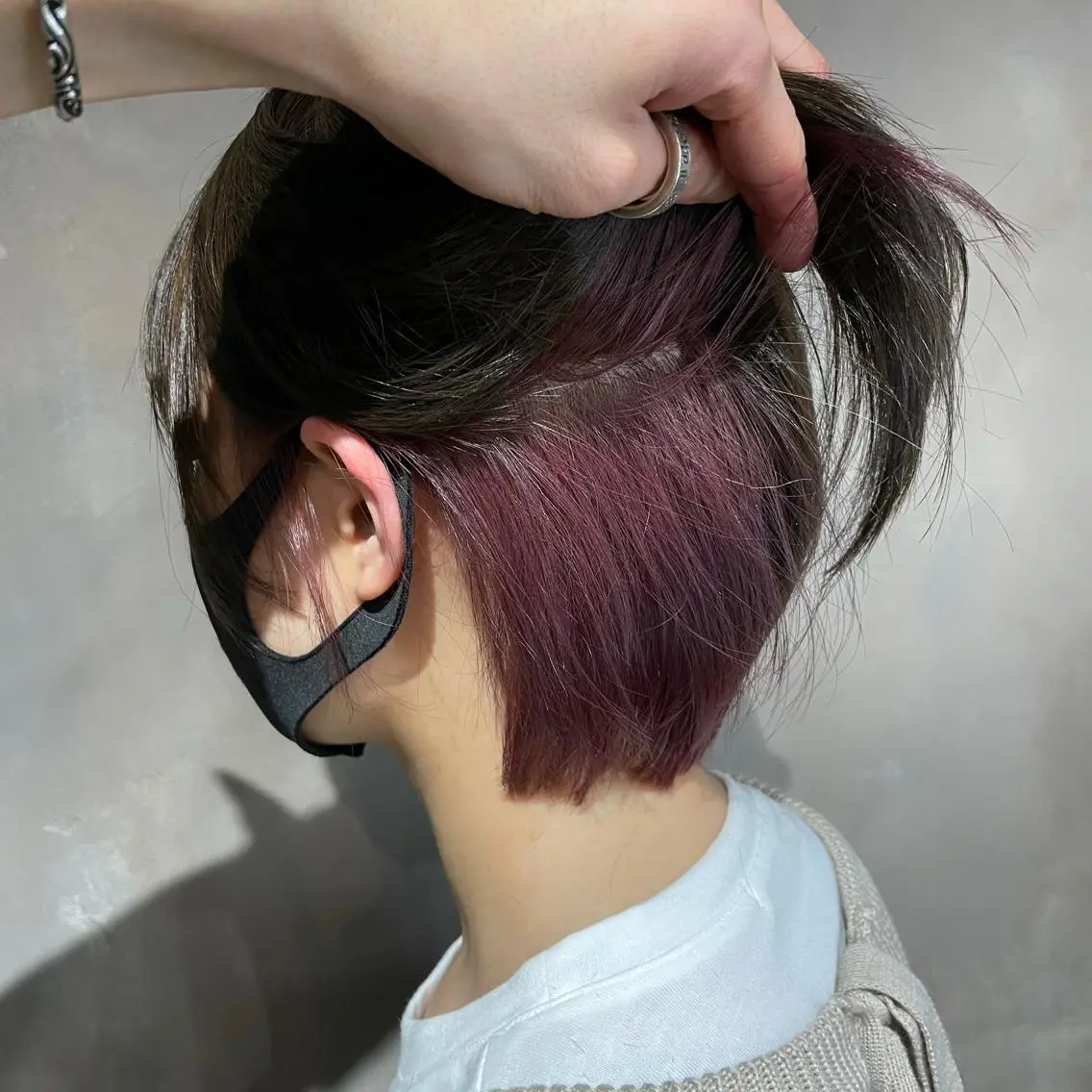 ショート カラー インナーカラー La vielle 西峠のヘアスタイル