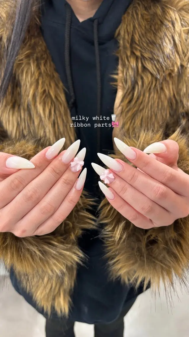 ネイル ロングネイル ハンドネイル 🤎Two ERI🤎のネイルデザイン