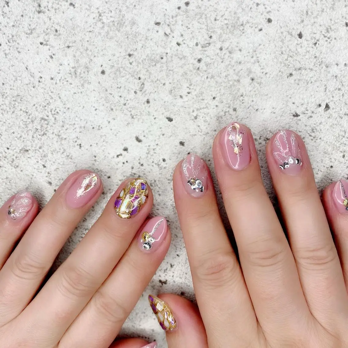 ミディアム カラー パーマ ヘアアレンジ メンズ キッズ ネイル マツエク・マツパ ピンクカラー カラーマツエク ピンク 夏ネイル ハンドネイル Salon Ｋのネイルデザイン