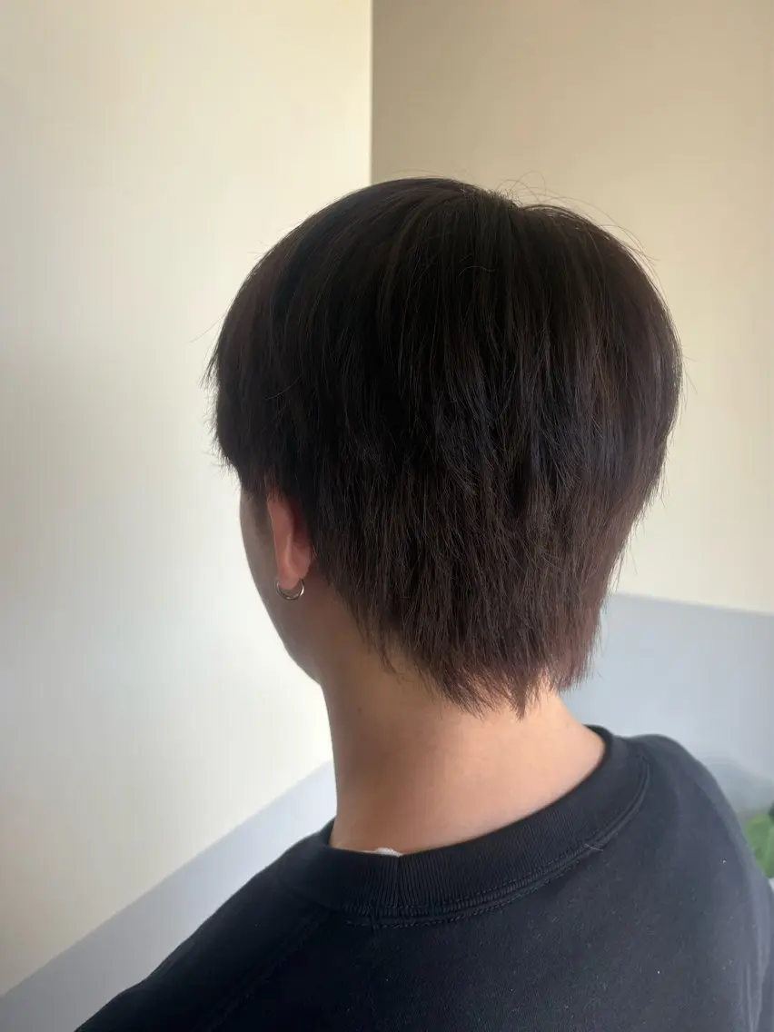 ショート カラー メンズ メンズブリーチ ブリーチ ブラウンカラー 伊藤 紗優のヘアスタイル