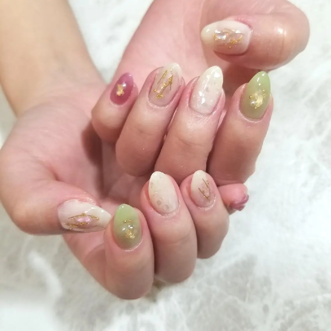 ネイル ハンドネイル nijiiro🌈 サトウのネイルデザイン