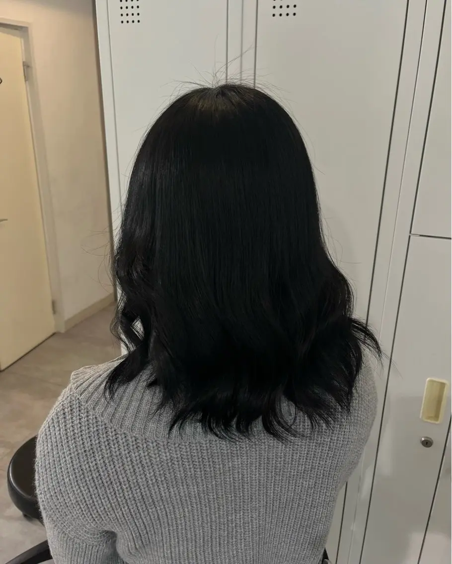ミディアム カラー ボブレイヤー 黒髪 ブリーチ 透明感カラー デザインカラー ヘアカラー トリートメント sayuri /大阪・心斎橋美容師のヘアスタイル