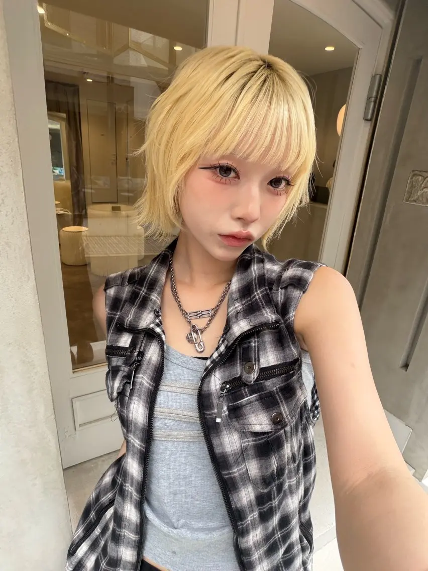 ショート カラー ショートボブ ブリーチ ブロンド ケアブリーチ ハイトーンカラー カット ヘアカラー 💎透明感カラー特化 💎TAISEIのヘアスタイル