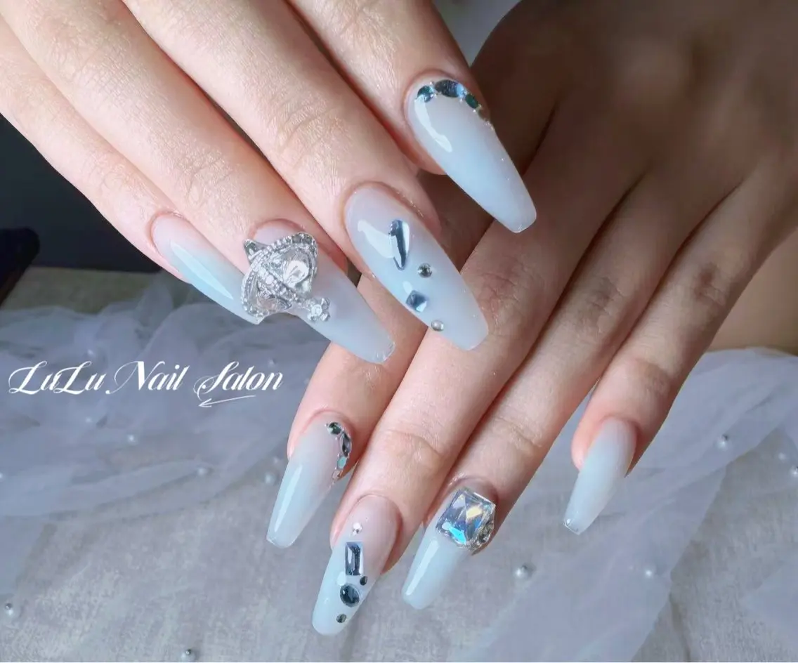 ネイル ハンドネイル LU LU NailSalonのネイルデザイン